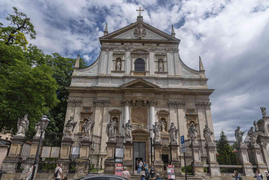 Polonia - Cracovia 122 - iglesia de los Santos Pedro y Pablo.jpg